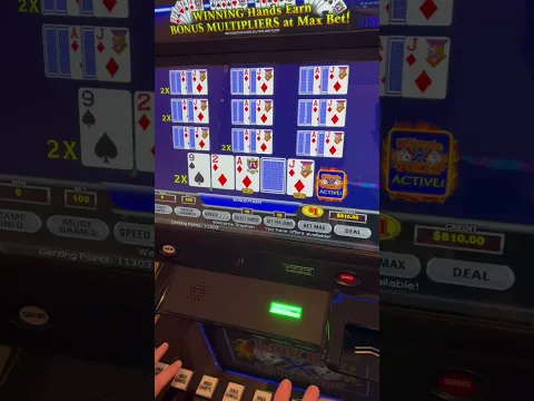 $1,000 and 60 seconds! Let’s get a Royal! #lasvegas #ultimatex #videopoker