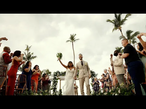 A Beautiful Beach Wedding in Punta Cana, Dominican Republic // Cindy and Scott